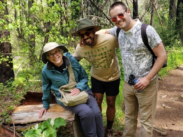 Three new friends admire Trillium chloropetalum, Field_Trip_Bothe_Redwoods_April_6_2024